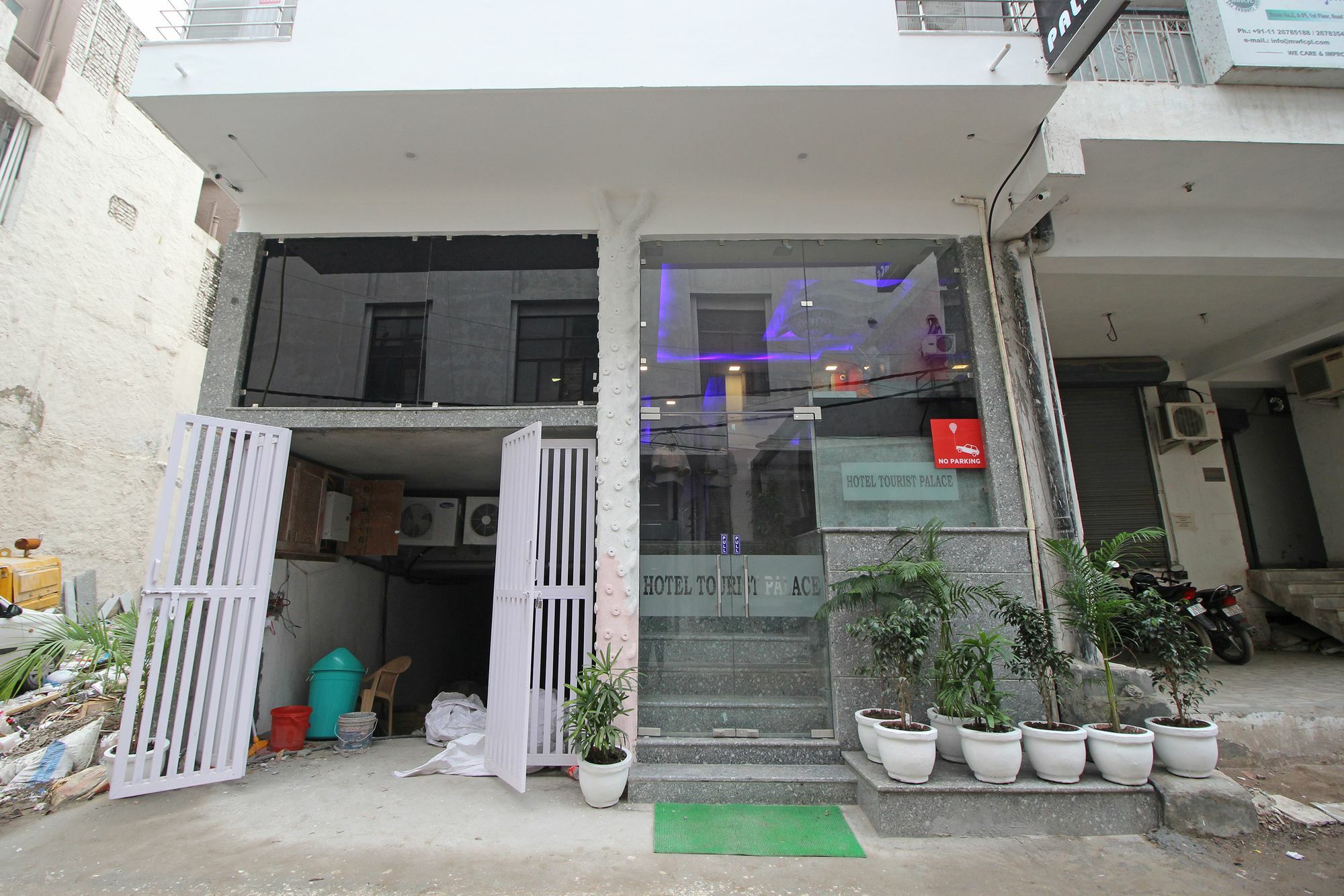 โรงแรมทัวริสต์ พาเลซ นิวเดลี ภายนอก รูปภาพ